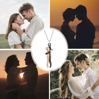 Embrace necklace